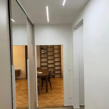 דירה New Spacious One-room *